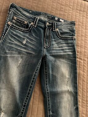 Miss Me Women's Faded Blue Skinny Jeans with Contrast Stitching